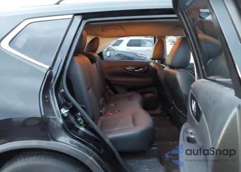 2017 Nissan Rogue Sl z USA, uszkodzony, nr VIN JN8AT2MV7HW011829